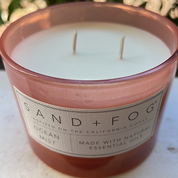 Ocean Mist Scented Candle - Picture 9 of 13